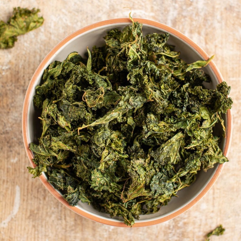 Kale Chips [Baked, Oil-Free, Gluten-Free] | Nutriplanet