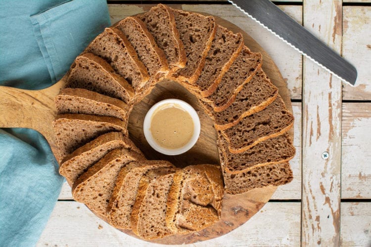 Spelt Sourdough Bread Recipe [Whole Grain, No-Knead] | Nutriplanet