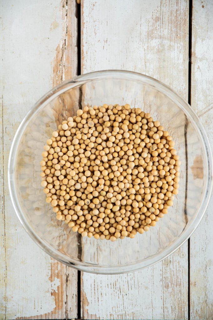 How to Cook Soybeans and Make Dry Roasted Soybeans | Nutriplanet